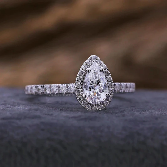 lab grown diamond wedding band