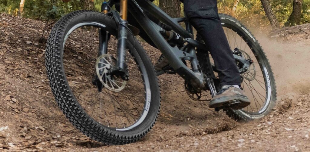 gravity bicycle tyre